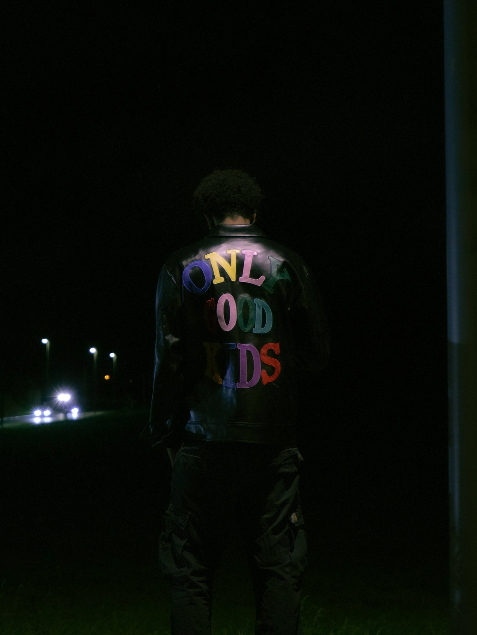 Qeesy campaign – ONLY GOOD KIDS® jacket at night